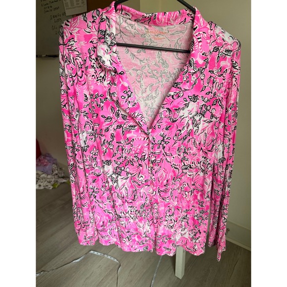 Lilly Pulitzer Tops - Lily Pulitzer pink women's top pajama shirt large